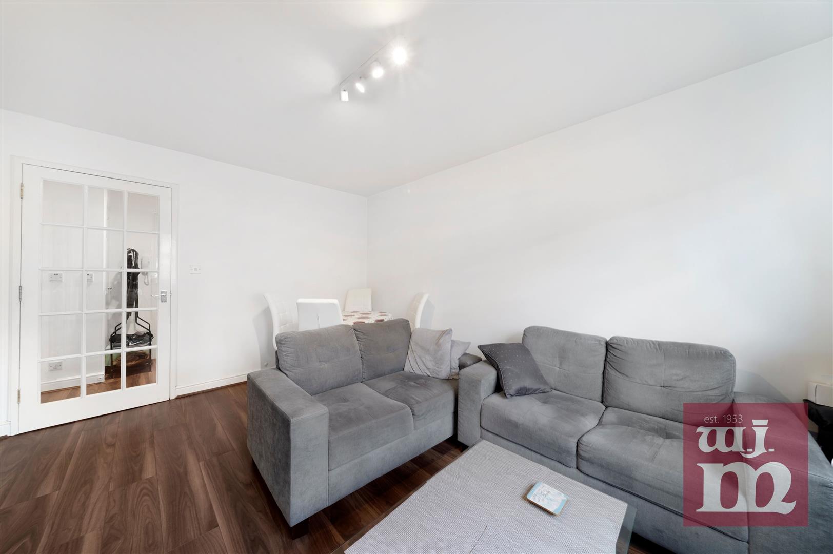 Upton Close, Cricklewood